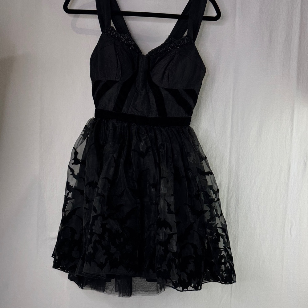 DC Comics Batman Elegant Black Sleeveless Dress